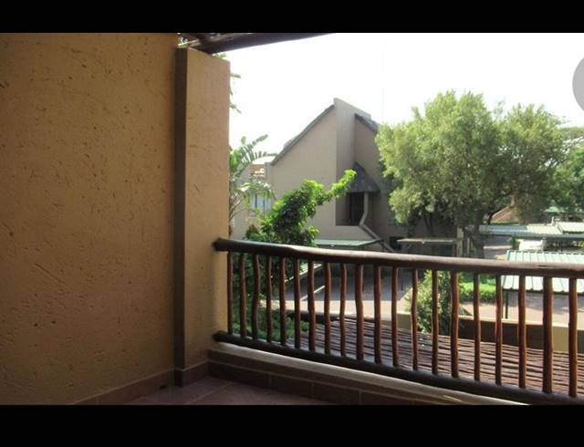 2 BEDROOM APARTMENT FOR SALE IN SUNNINGHILL